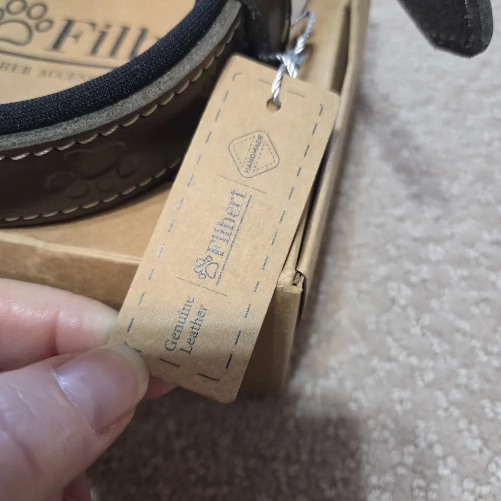 Filbert Pet Brown Leather Dog Collar Paw Prints‎ New Size Medium Brown